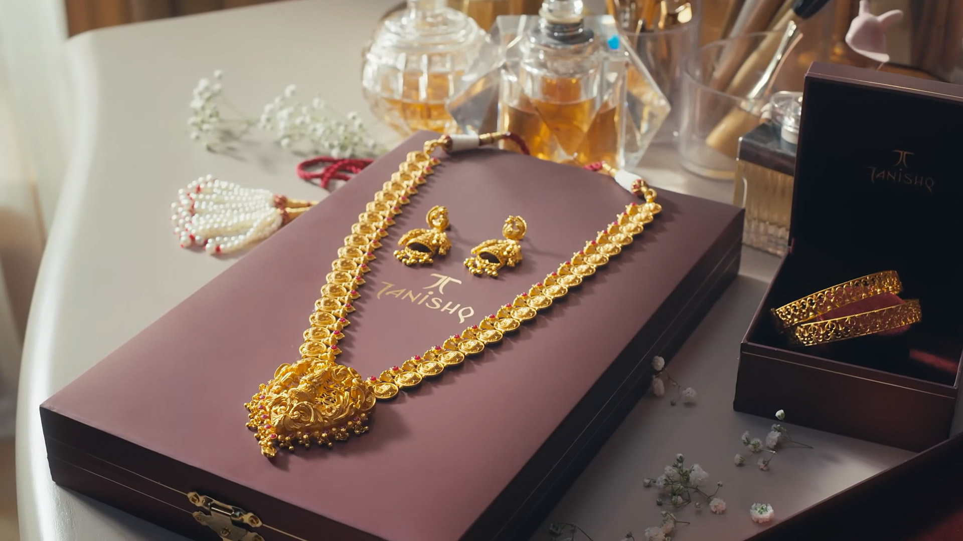 Titan jewellery Tanishq