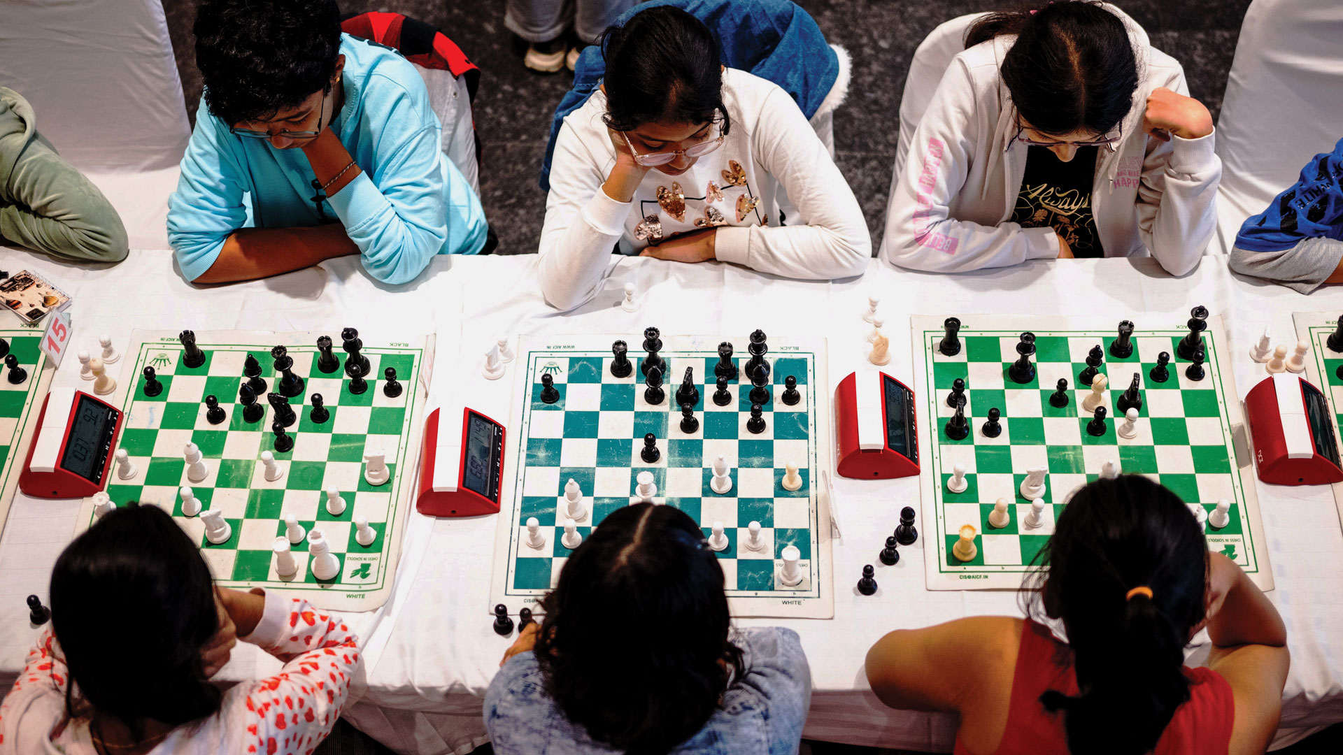 Pragg with the trophy